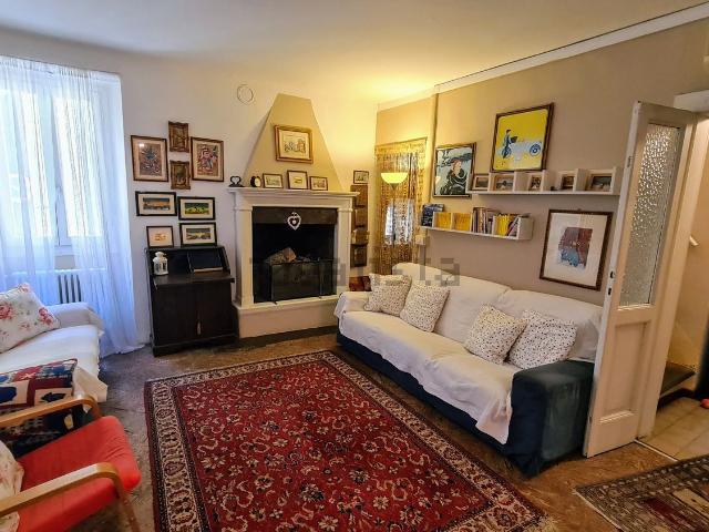 Casa in vendita a Gravedona ed Uniti, Gravedona