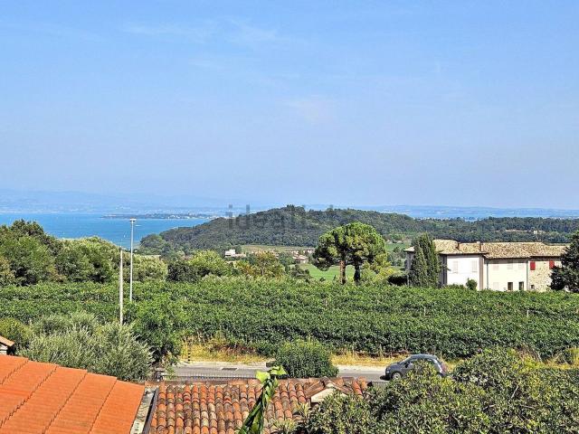 Casa in vendita a Lonato, Lombardia