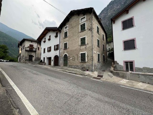 Casa in vendita a Comunità montana della Valchiavenna, Chiavenna