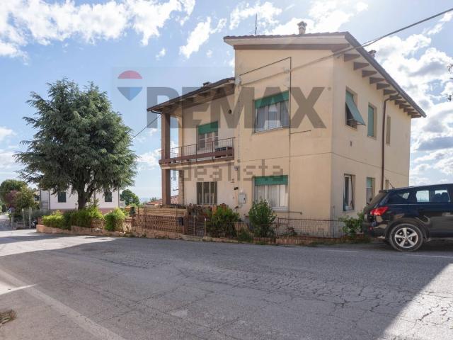 Casa in vendita a San Bartolomeo, Marche