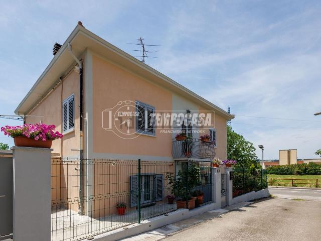 Casa in vendita a Collecchio, Reggio Emilia