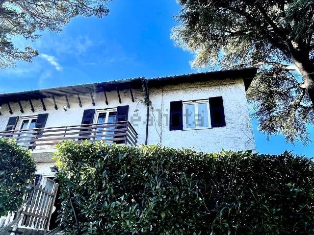 Casa in vendita a Cogoleto, Liguria