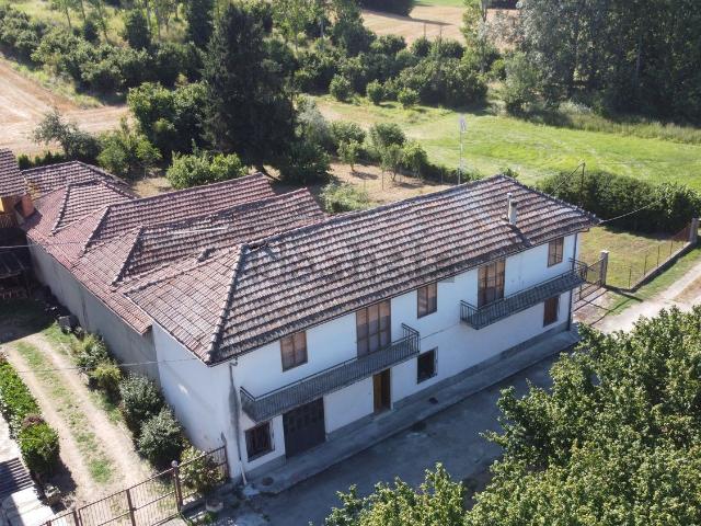 Casa in vendita a Piemonte, Asti