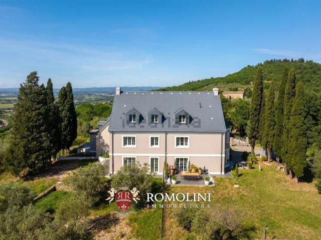 Casa in vendita a Palazzo Del Pero, Toscana