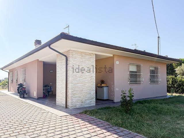 Casa in vendita a Sala di Cesenatico, Cesenatico