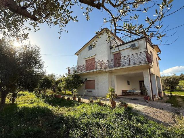 Casa in vendita a Fossacesia, Abruzzo