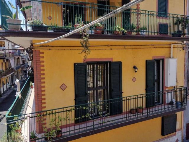 Casa in vendita a Paternò, Sicilia