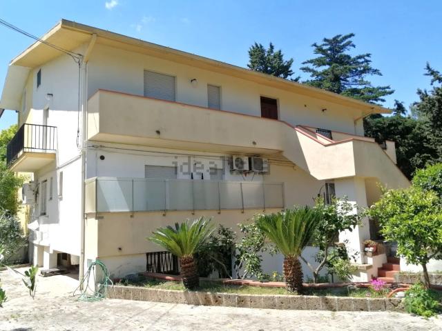 Casa in vendita a Mozzagrogna, Abruzzo