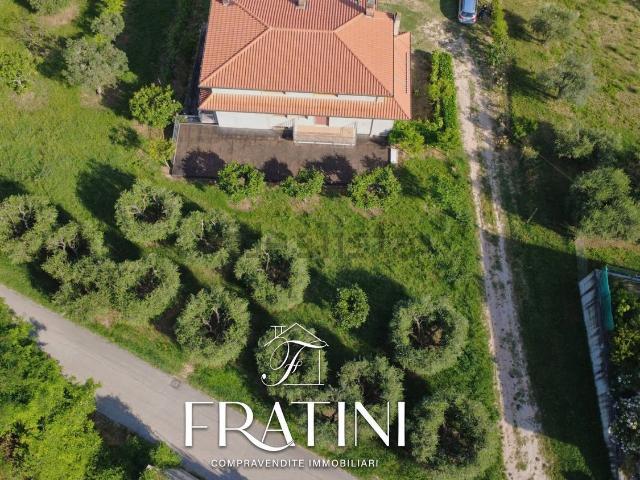 Casa in vendita a Unione dei Comuni della Val Vibrata, Ancarano