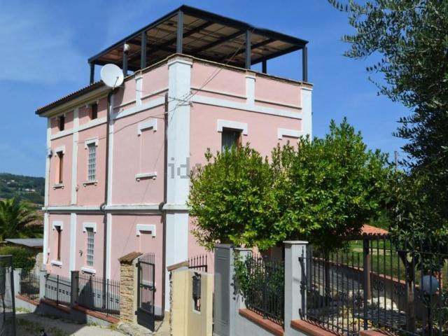 Casa in vendita a Marche, Ascoli Piceno