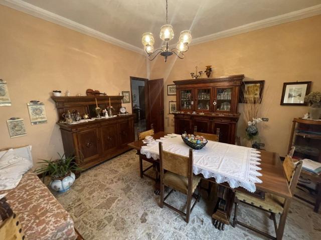 Casa in vendita a Suzzara, Lombardia