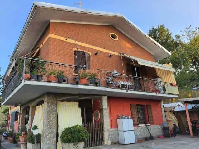 Casa in vendita a Tresinaro - Secchia, Re