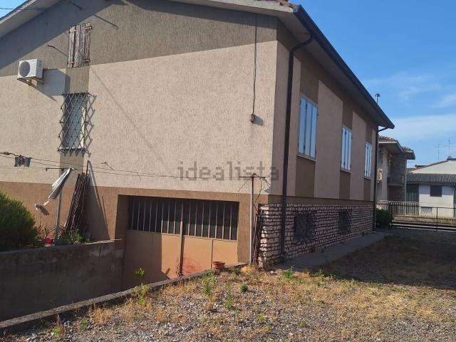 Casa in vendita a Mozzecane, Veneto