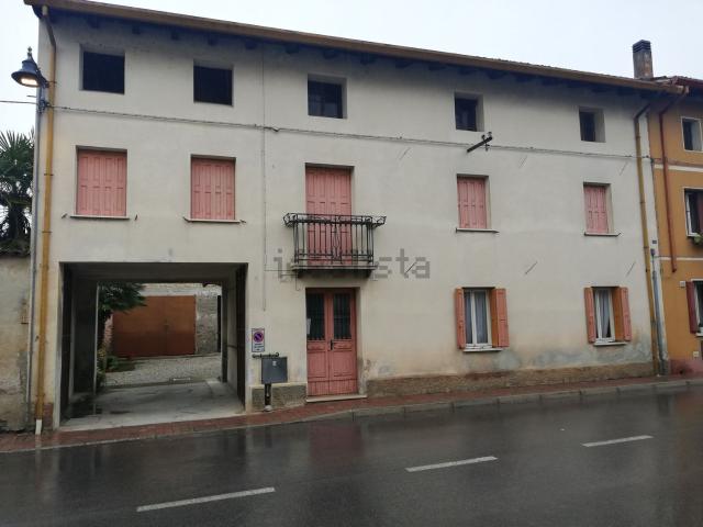 Casa in vendita a Rivignano Teor / Rivignan Teôr, Teor