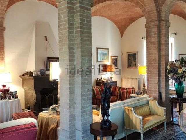 Casa in vendita a Contrada della Civetta, Siena
