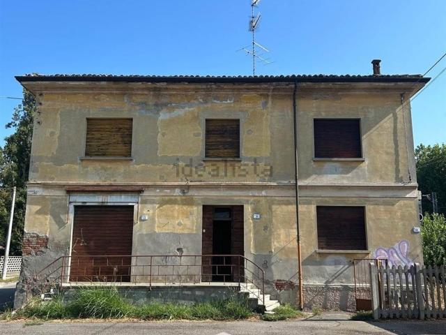 Casa in vendita a Bassa Reggiana, Re