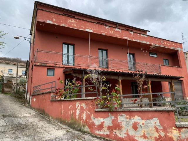 Casa in vendita a Alvito, Lazio