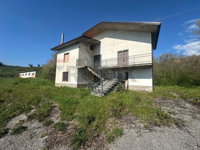Casa in vendita a Casalduni, Campania