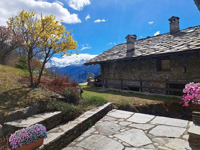 Casa in vendita a La Salle, Aosta