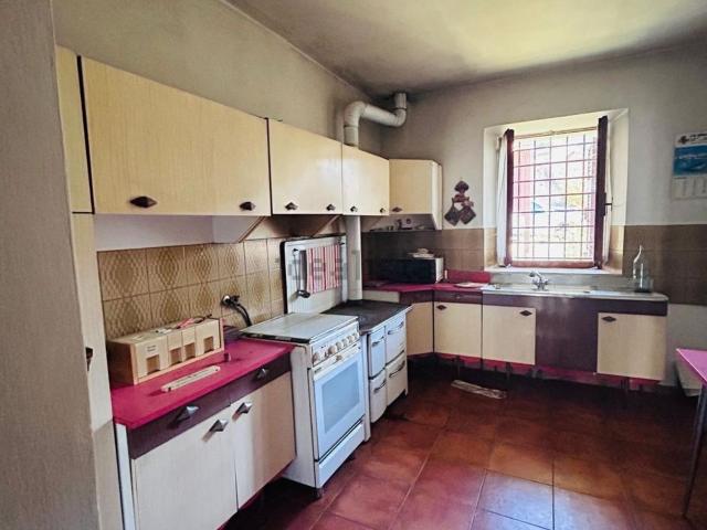 Casa in vendita a Unione di comuni Montana Lunigiana, Comano
