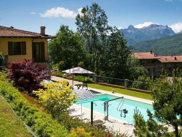 Casa in vendita a Unione Comuni Garfagnana, Castiglione Di Garfagnana