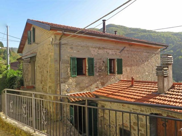 Casa in vendita a Unione Comuni Garfagnana, Minucciano