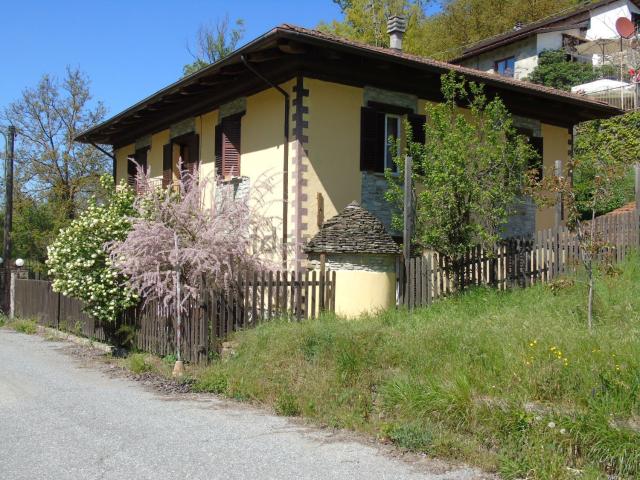 Casa in vendita a Dego, Savona