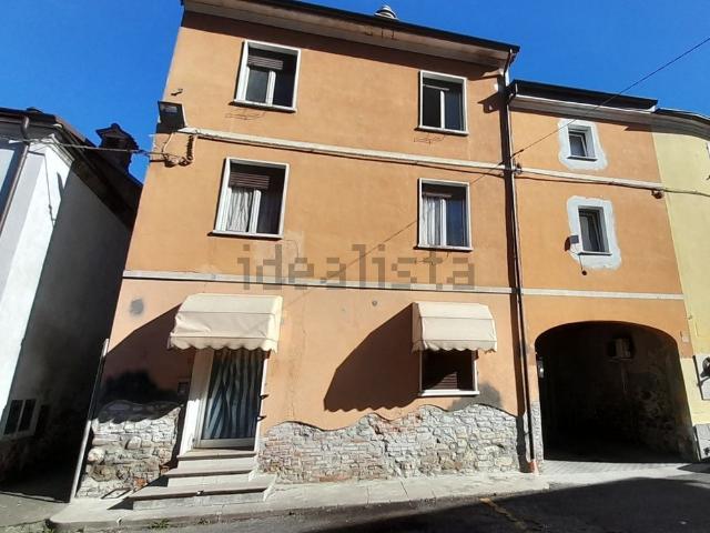 Casa in vendita a Retorbido, Lombardia