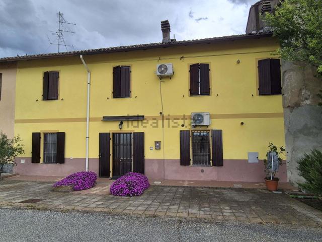 Casa in vendita a Piemonte, Alessandria