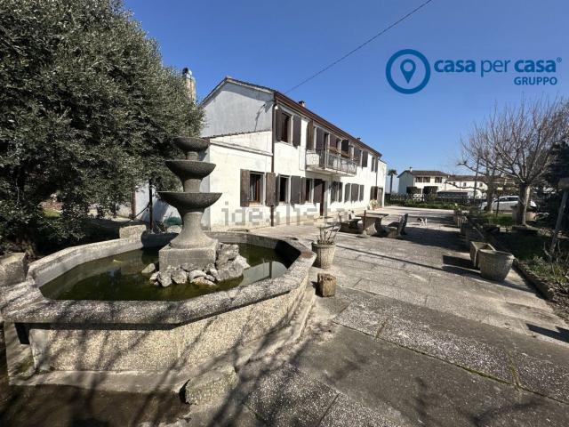 Casa in vendita a Cambio, Villadose