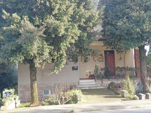 Casa in vendita a Torgiano, Umbria