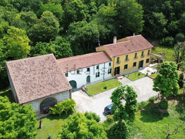 Casa in vendita a Cinto Euganeo, Baone
