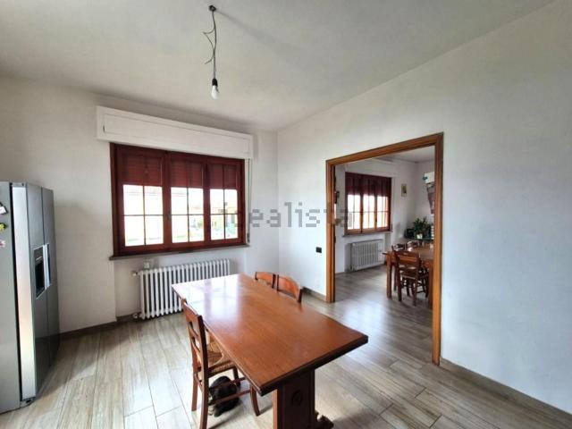 Casa in vendita a Larciano, Castelmartini