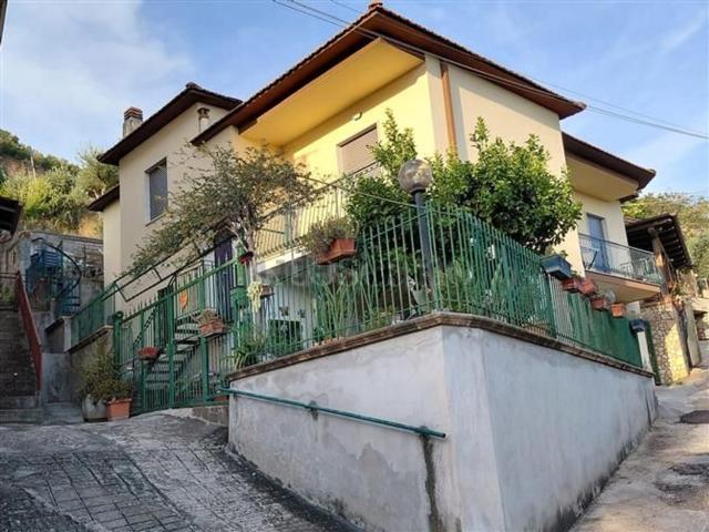 Casa in vendita a Sezze, Lazio
