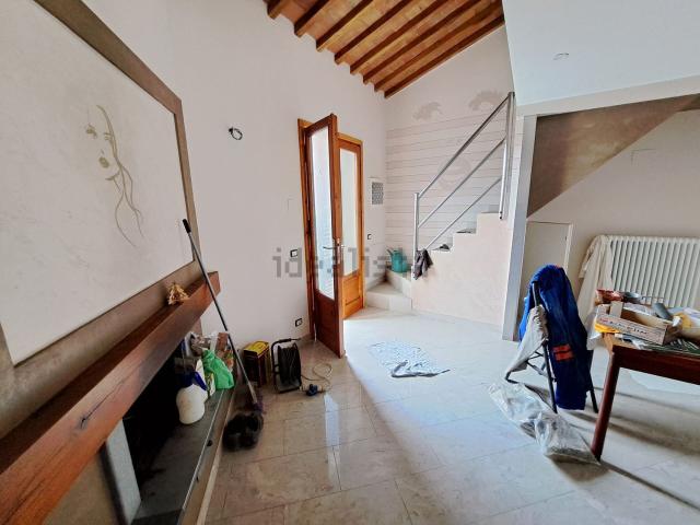 Casa in vendita a Agliana, Toscana