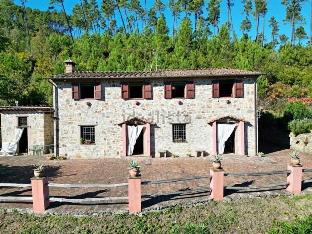 Casa in vendita a Buti, Toscana