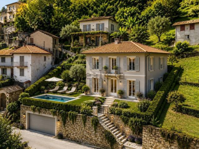 Casa in vendita a Musso, Lombardia