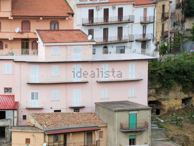 Casa in vendita a Risaro, Sicilia