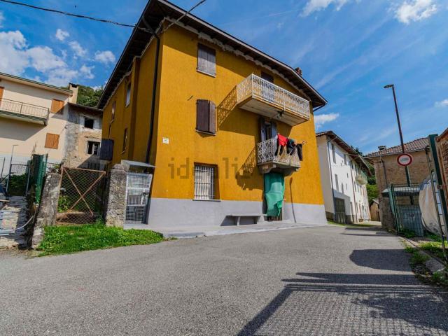 Casa in vendita a Ascensione, Costa Serina