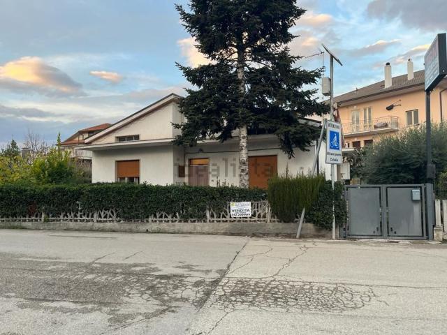 Casa in vendita a Unione dei Comuni della Val Vibrata, Sant'egidioalla Vibrata