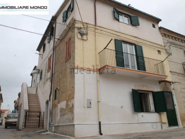 Casa in vendita a Borgo Costantinopoli, Portocannone