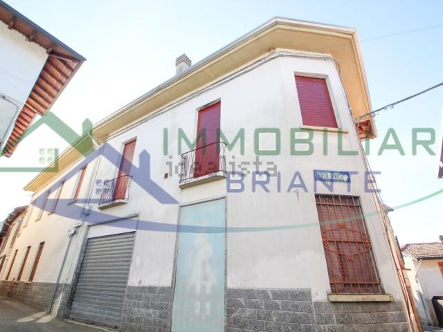 Casa in vendita a Somma Lombardo, Lombardia
