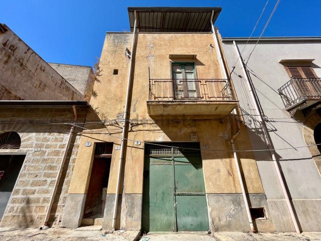 Casa in vendita a Partinico, Sicilia