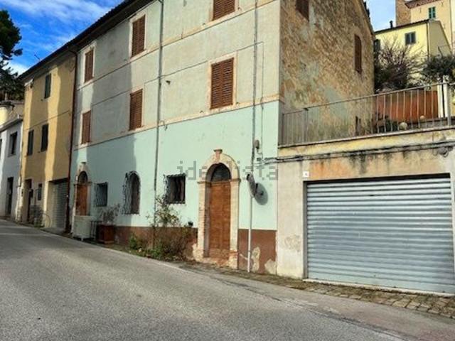 Casa in vendita a Marche, Ancona