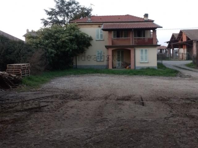 Casa in vendita a Barbianello, Lombardia