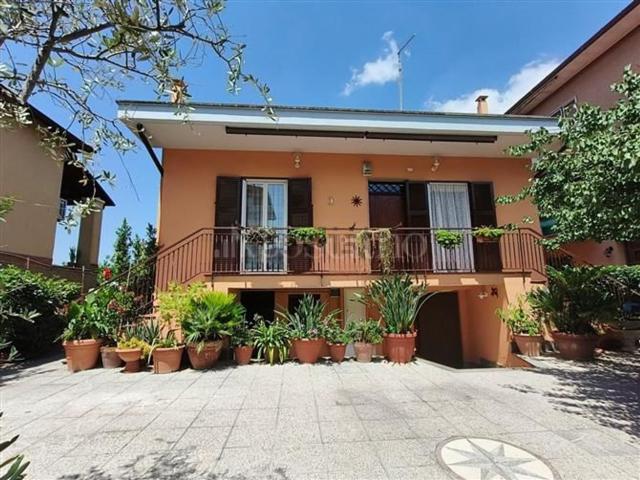 Casa in vendita a Municipio Roma VII, Roma Capitale
