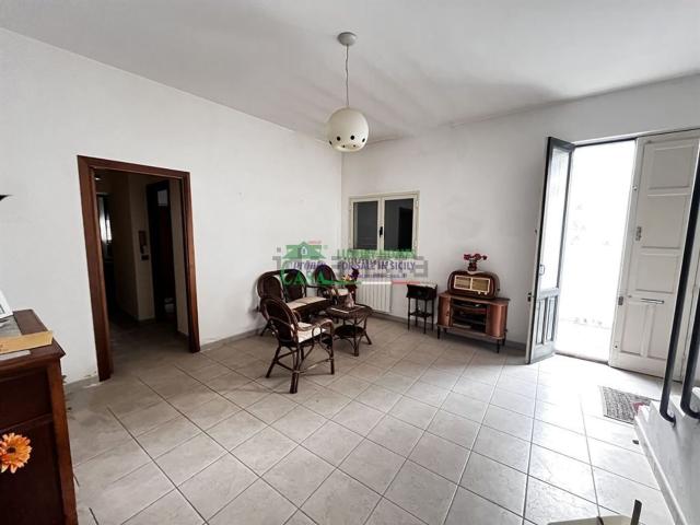Casa in vendita a Comiso, Sicilia