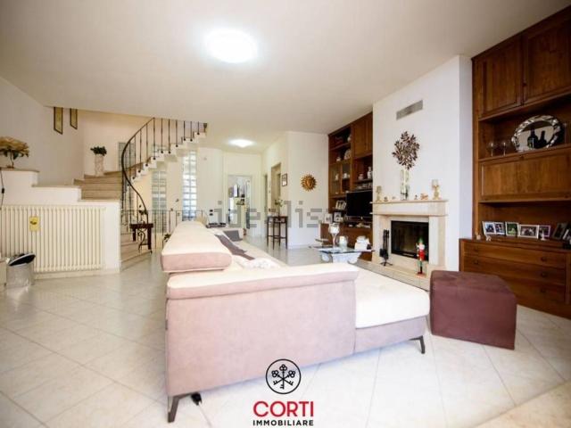 Casa in vendita a Scarlino, Toscana