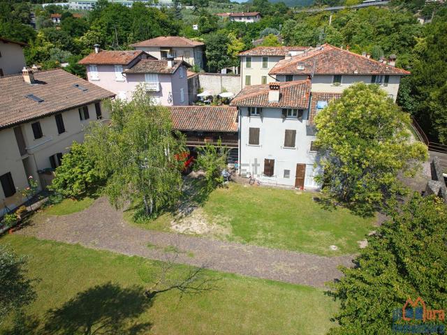 Casa in vendita a Comunità Montana Parco Alto Garda bresciano, Salò