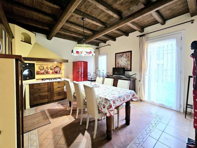 Casa in vendita a Sant'urbano, Veneto